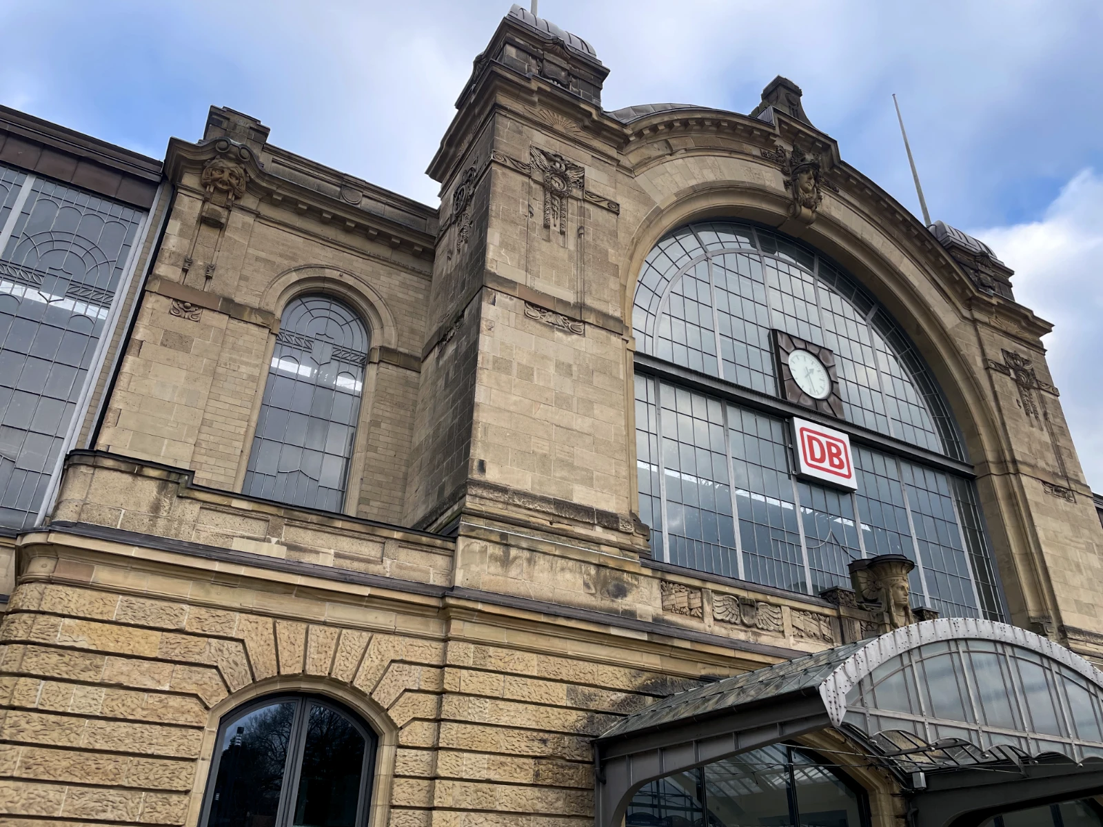 Hamburg Dammtor station
